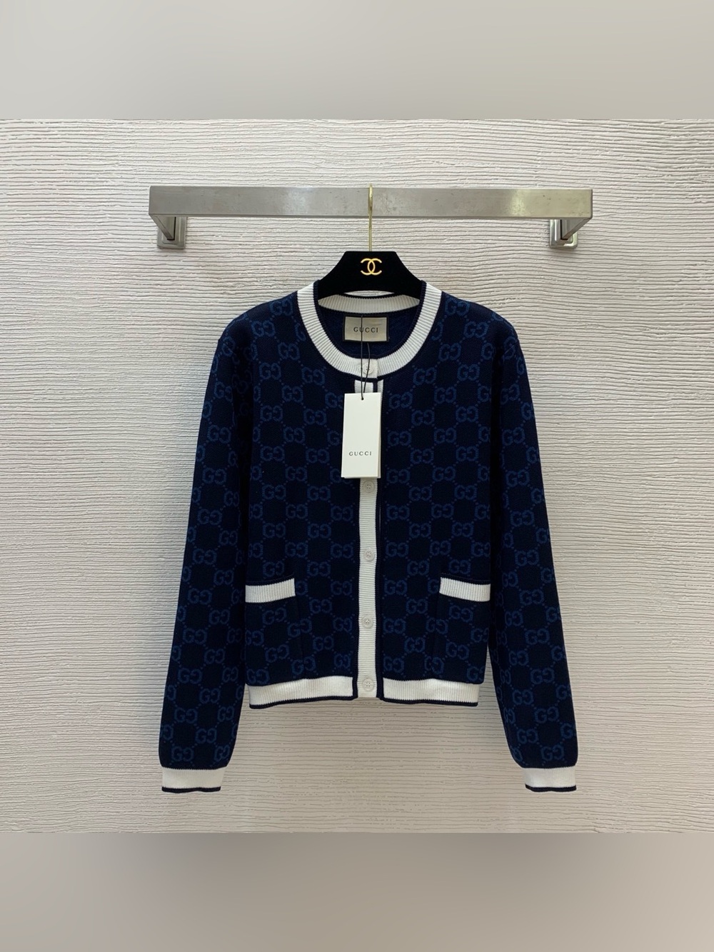 Gucci Navy GG Monogram Jacquard Contrast White Trim Crew‑Neck Cropped Cardigan